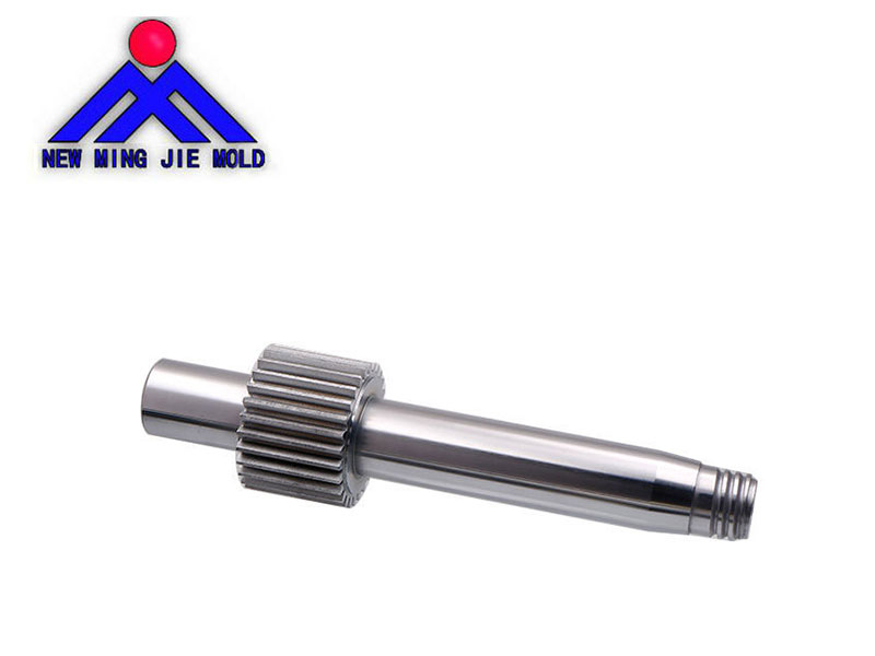 Shaft core with gear teeth
